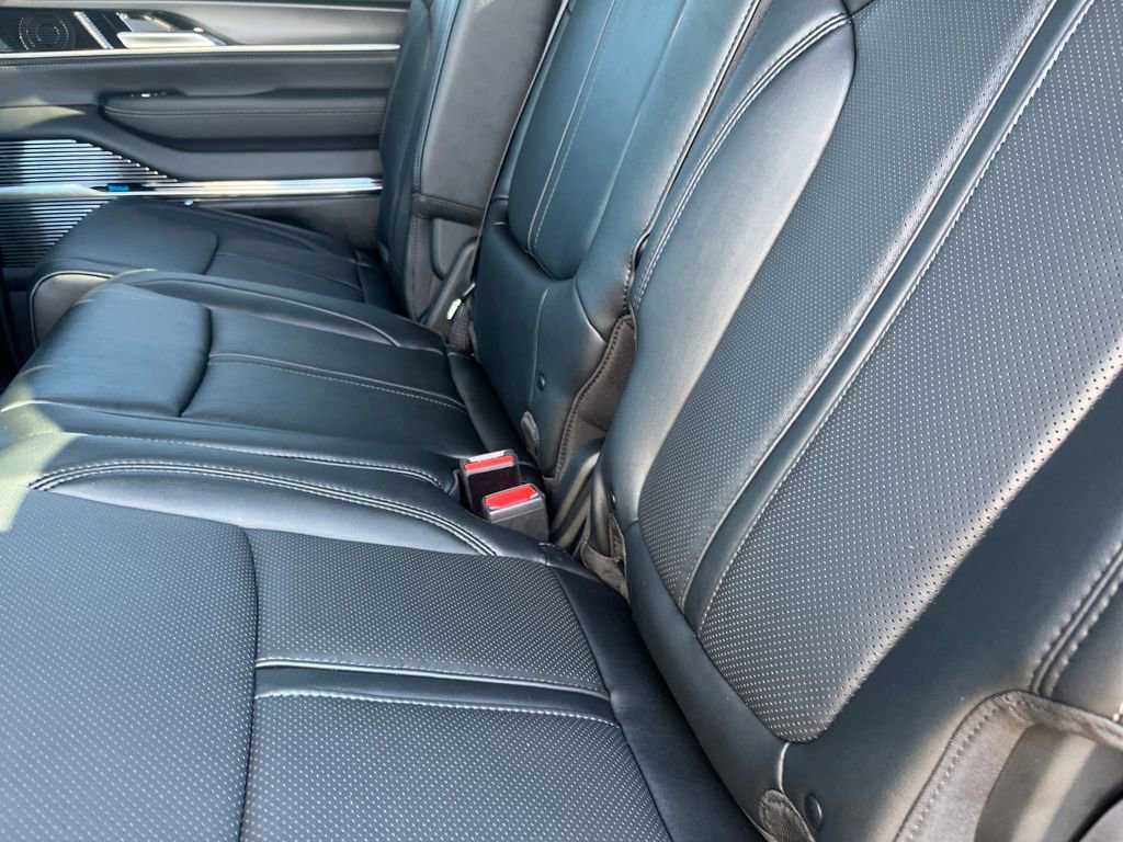 New 2026 Jeep Grand Wagoneer Summit w/ Rear Seat Video Group I image 28