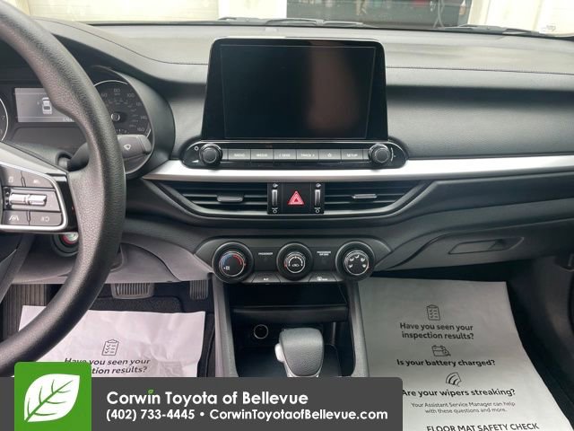 Used 2023 Kia Forte LXS image 17