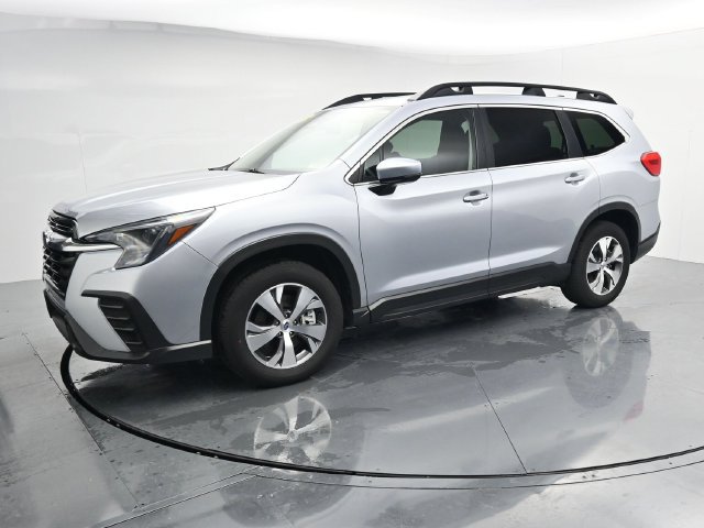 Used 2025 Subaru Ascent Premium AWD/4WD image 4