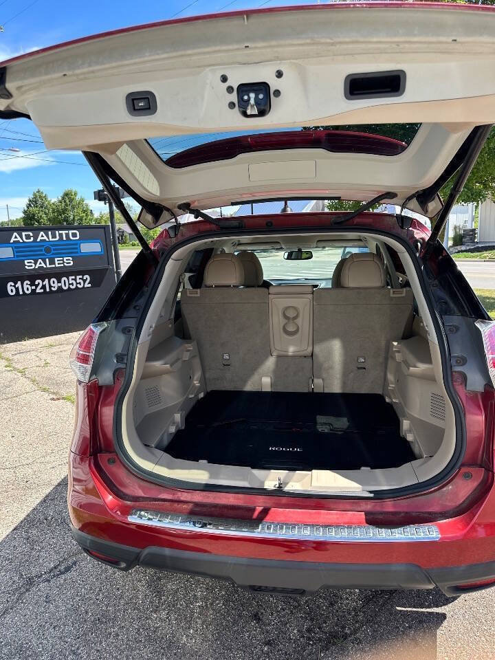 Used 2016 Nissan Rogue SL w/ SL Premium Package AWD/4WD image 15