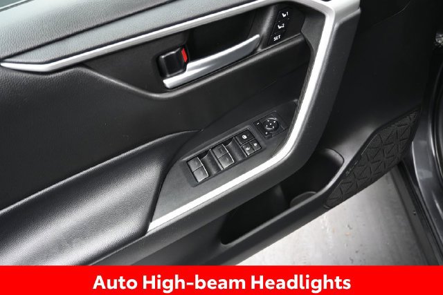 Certified 2023 Toyota RAV4 XLE Premium AWD/4WD image 22