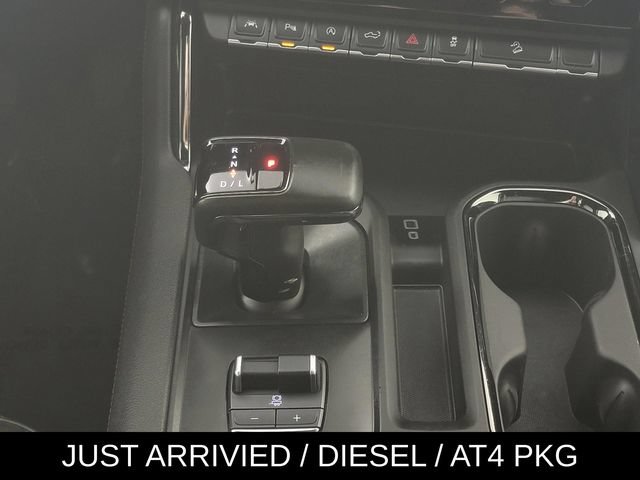 Used 2024 GMC Sierra 1500 AT4 w/ Technology Package AWD/4WD image 24