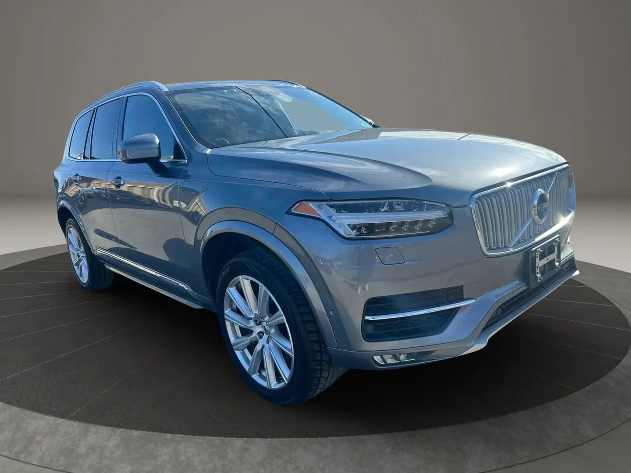 Used 2017 Volvo XC90 T6 Inscription AWD/4WD image 3