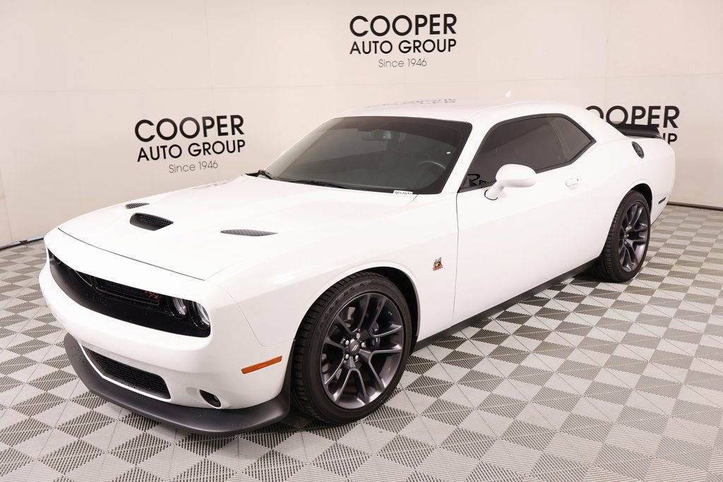 Used 2023 Dodge Challenger R/T Scat Pack image 9