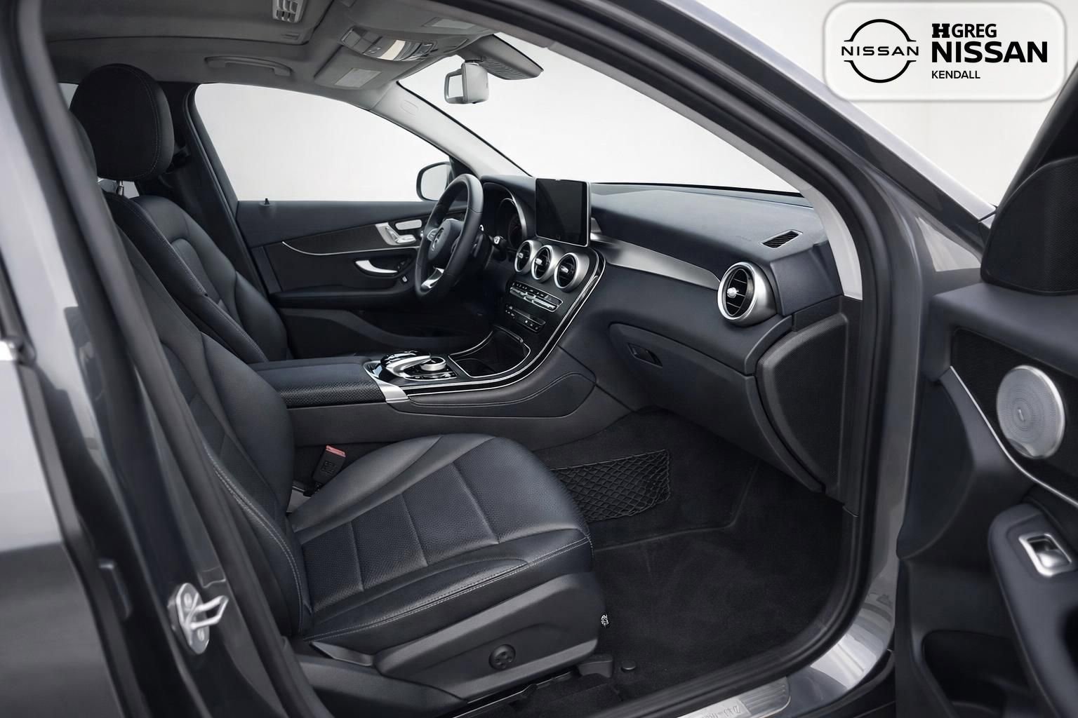 Used 2017 Mercedes-Benz GLC 300 4MATIC Coupe w/ Premium 2 Package image 12