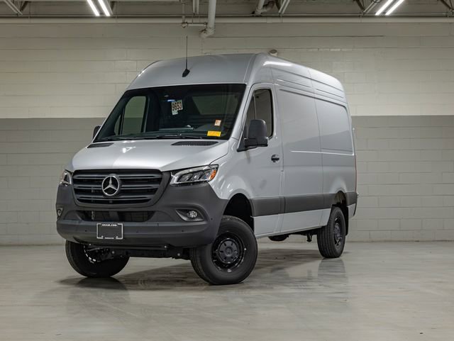 Used 2024 Mercedes-Benz Sprinter 2500 image 1