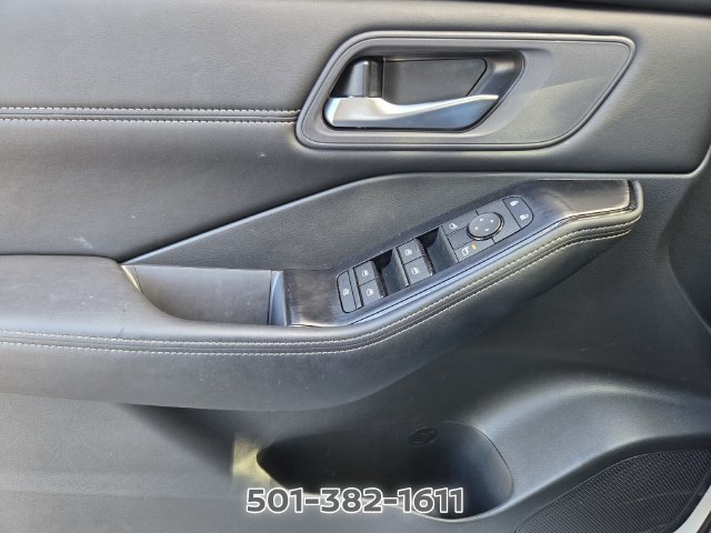 Used 2026 Nissan Rogue SV w/ SV Premium Package FWD image 33