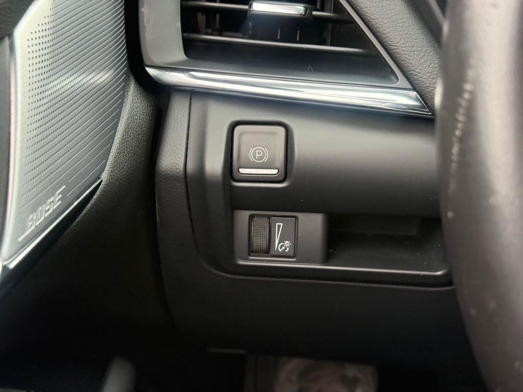 Used 2023 Cadillac CT4 Luxury w/ Sun And Sound Package RWD image 28