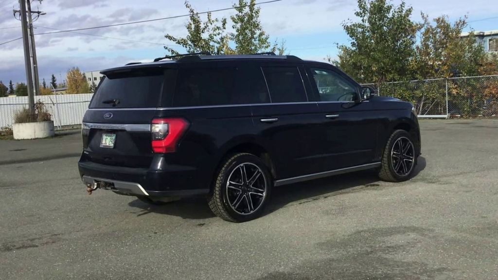 Used 2021 Ford Expedition Limited image 8