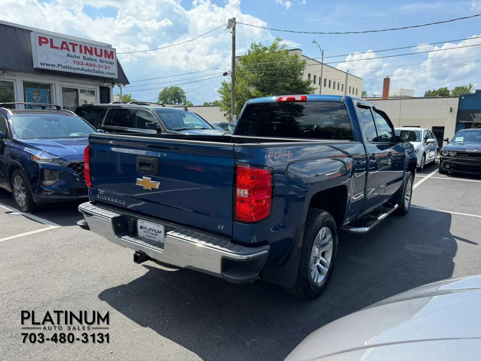 Used 2017 Chevrolet Silverado 1500 LT w/ All Star Edition AWD/4WD image 5