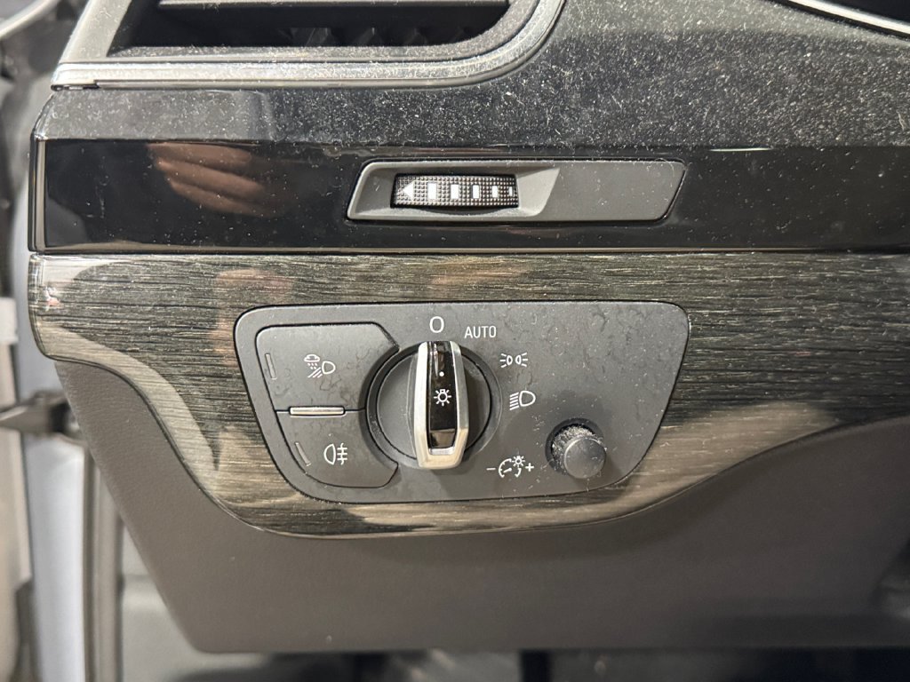 Used 2017 Audi Q7 3.0T Premium Plus AWD/4WD image 19