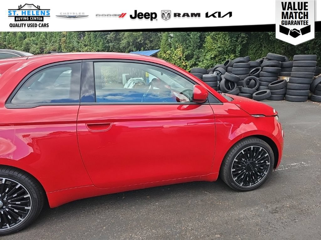 Used 2024 FIAT 500 e (RED) FWD image 9