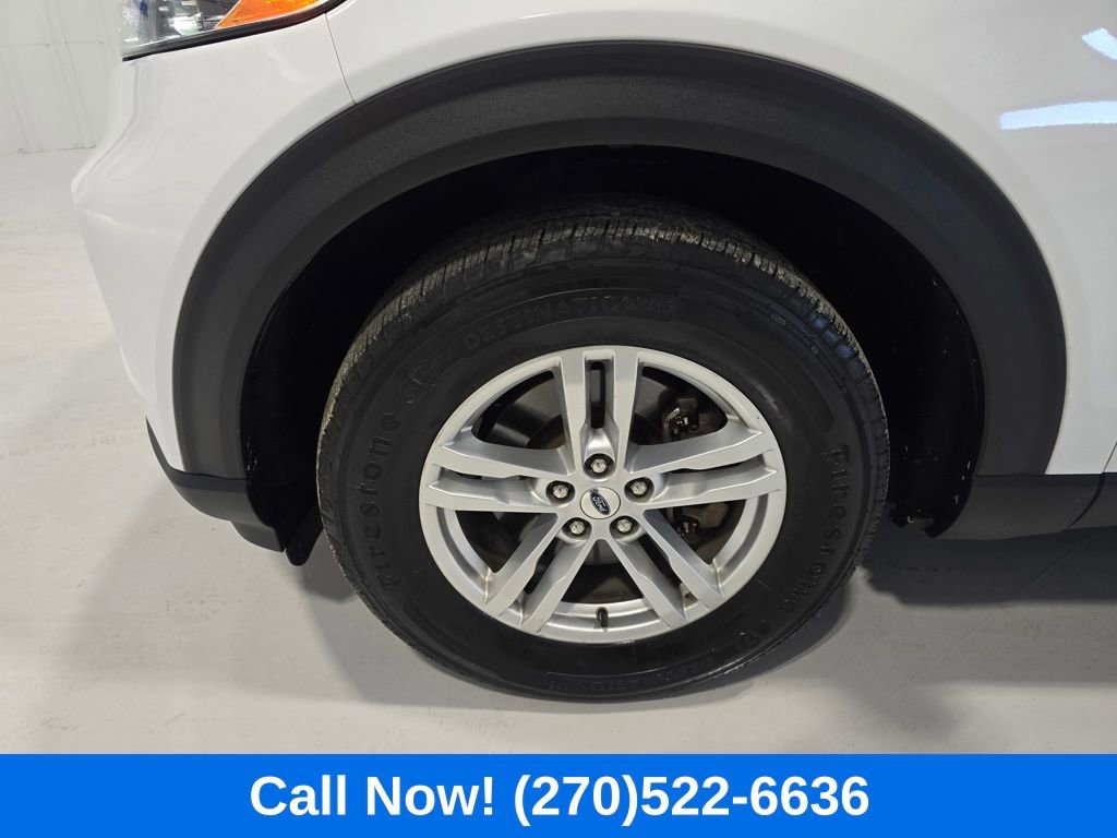 Used 2020 Ford Explorer XLT w/ Comfort Package image 3
