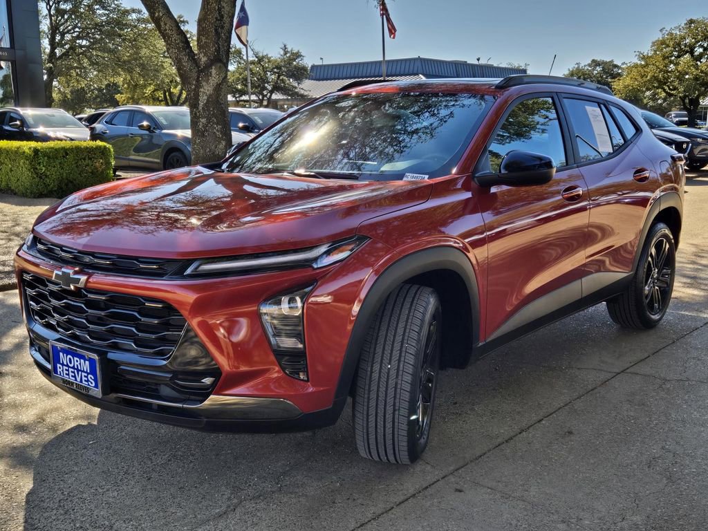 Used 2024 Chevrolet Trax ACTIV w/ Sunroof Package