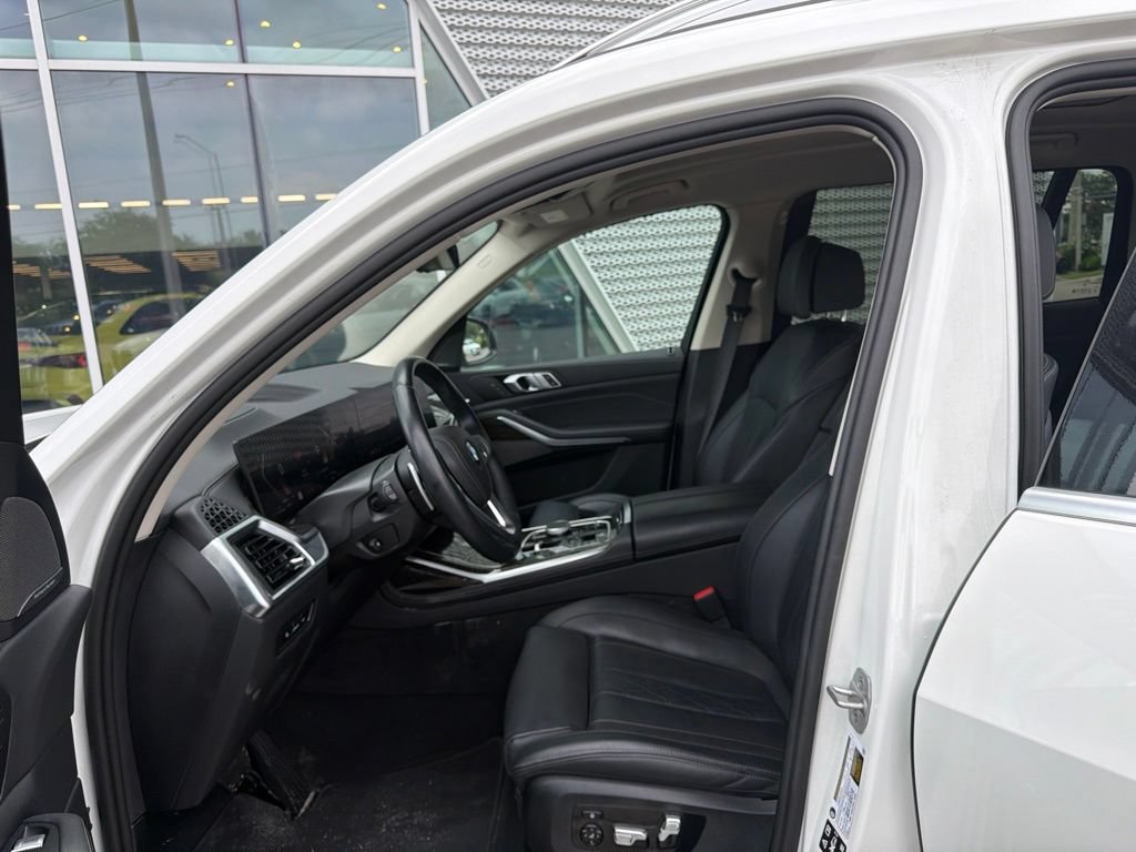 Used 2025 BMW X7 xDrive40i AWD/4WD image 7