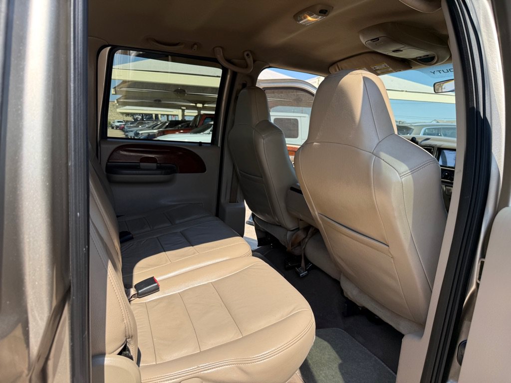 Used 2004 Ford F350 4x4 Crew Cab Super Duty image 15