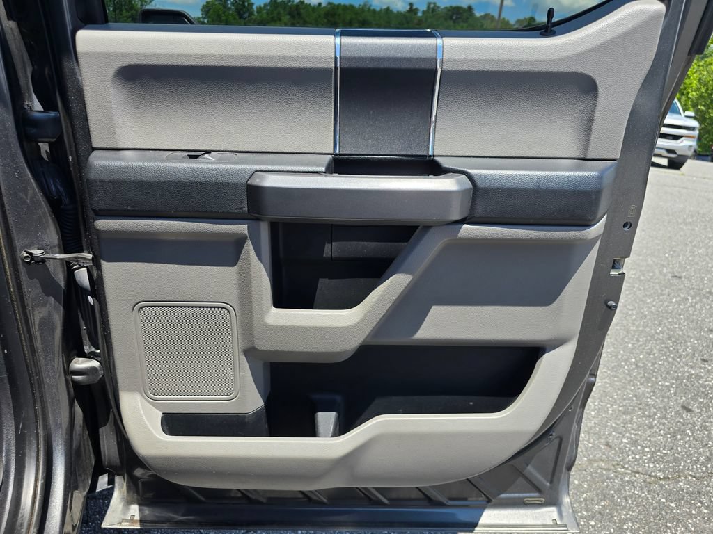 Used 2016 Ford F150 XLT AWD/4WD image 48