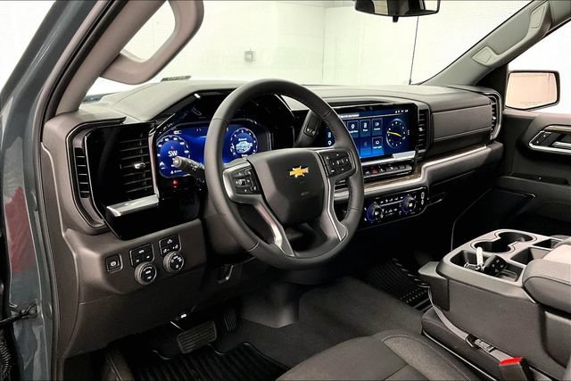 Used 2026 Chevrolet Silverado 1500 LT AWD/4WD image 17
