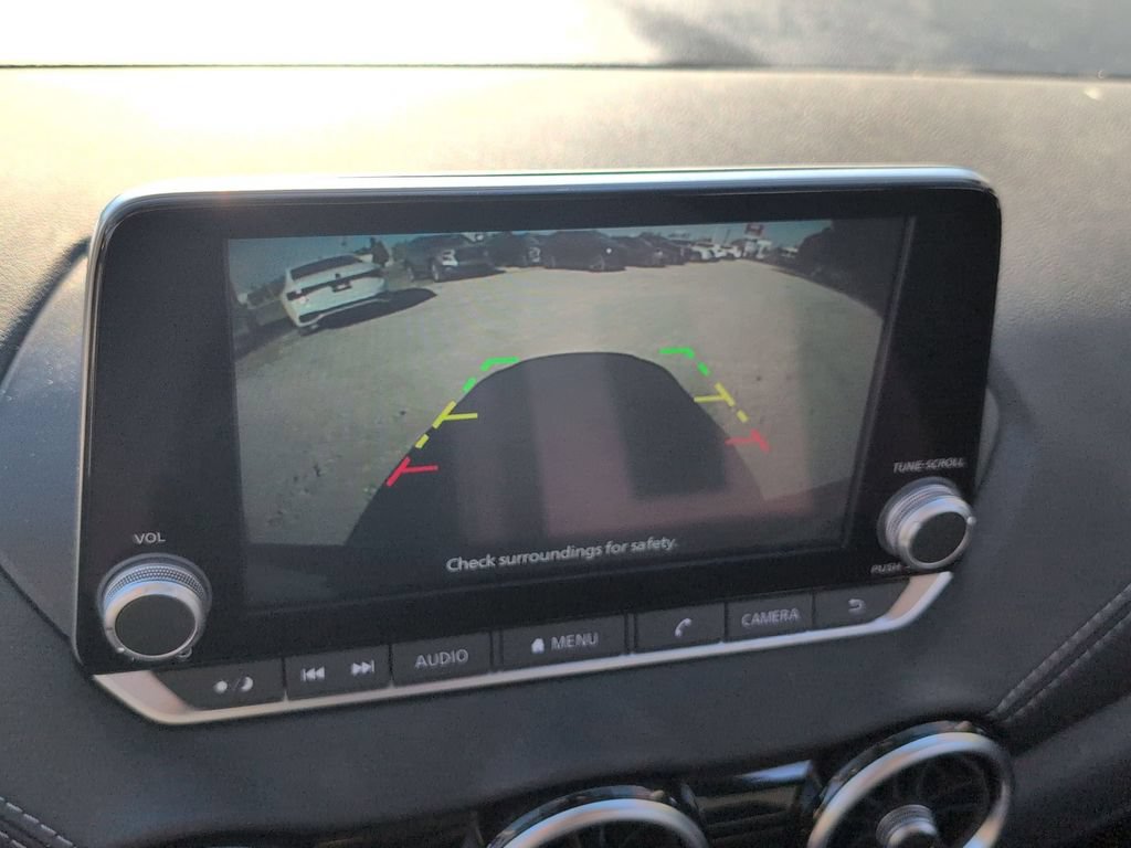 Used 2025 Nissan Sentra SV FWD image 17