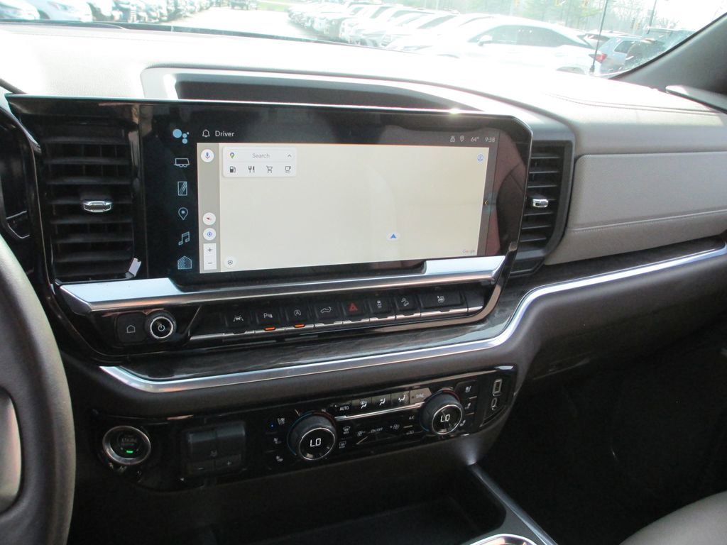 Used 2023 Chevrolet Silverado 1500 LTZ image 32