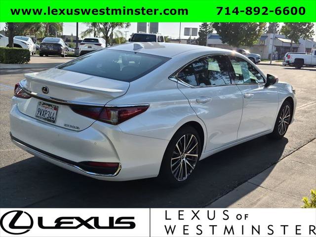 Certified 2025 Lexus ES 300h w/ Premium Package FWD image 8