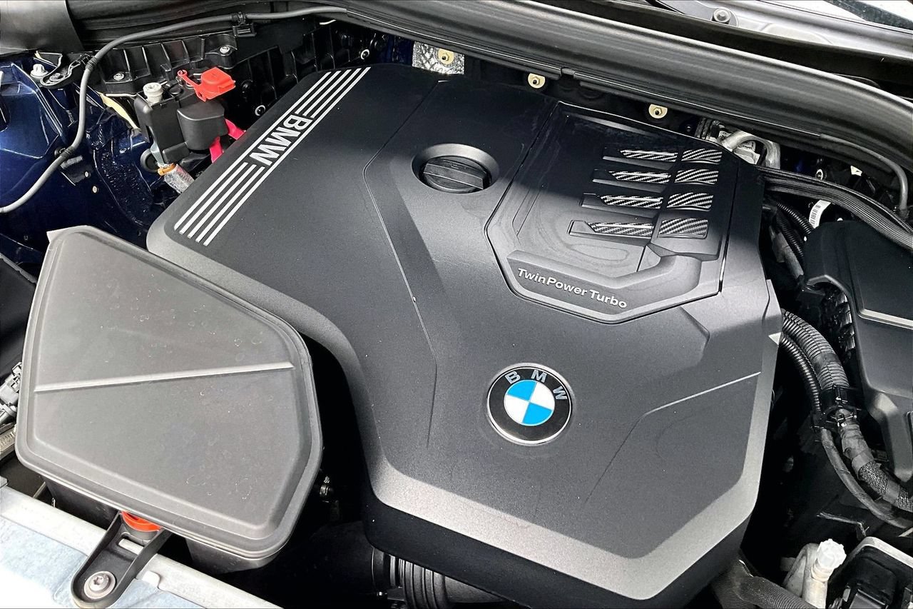Used 2022 BMW X3 sDrive30i w/ Premium Package RWD image 32