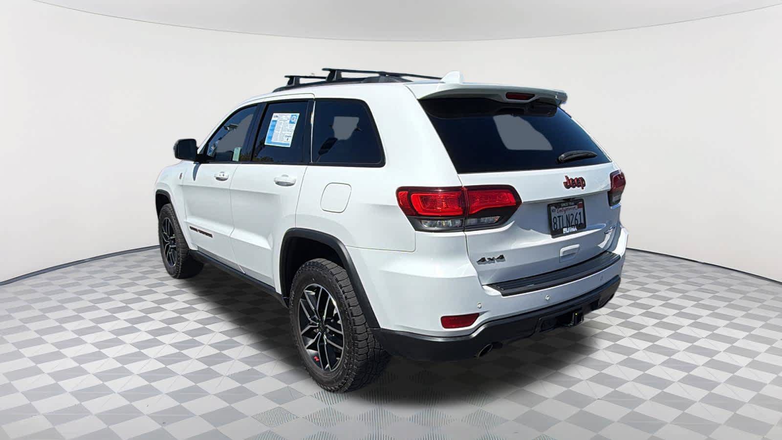 Used 2021 Jeep Grand Cherokee Trailhawk w/ Trailhawk Luxury Group AWD/4WD image 7