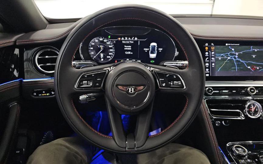 Used 2023 Bentley Flying Spur W12 image 8