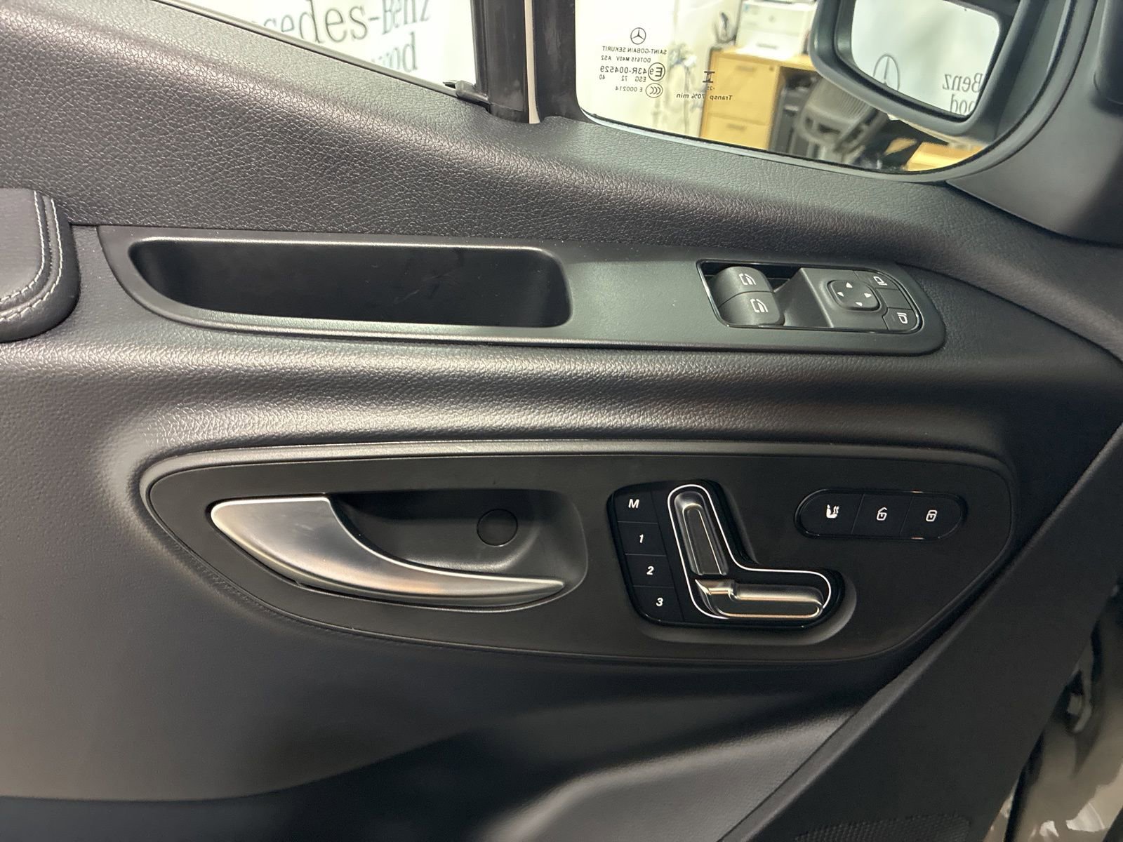 New 2025 Mercedes-Benz Sprinter 3500 image 8