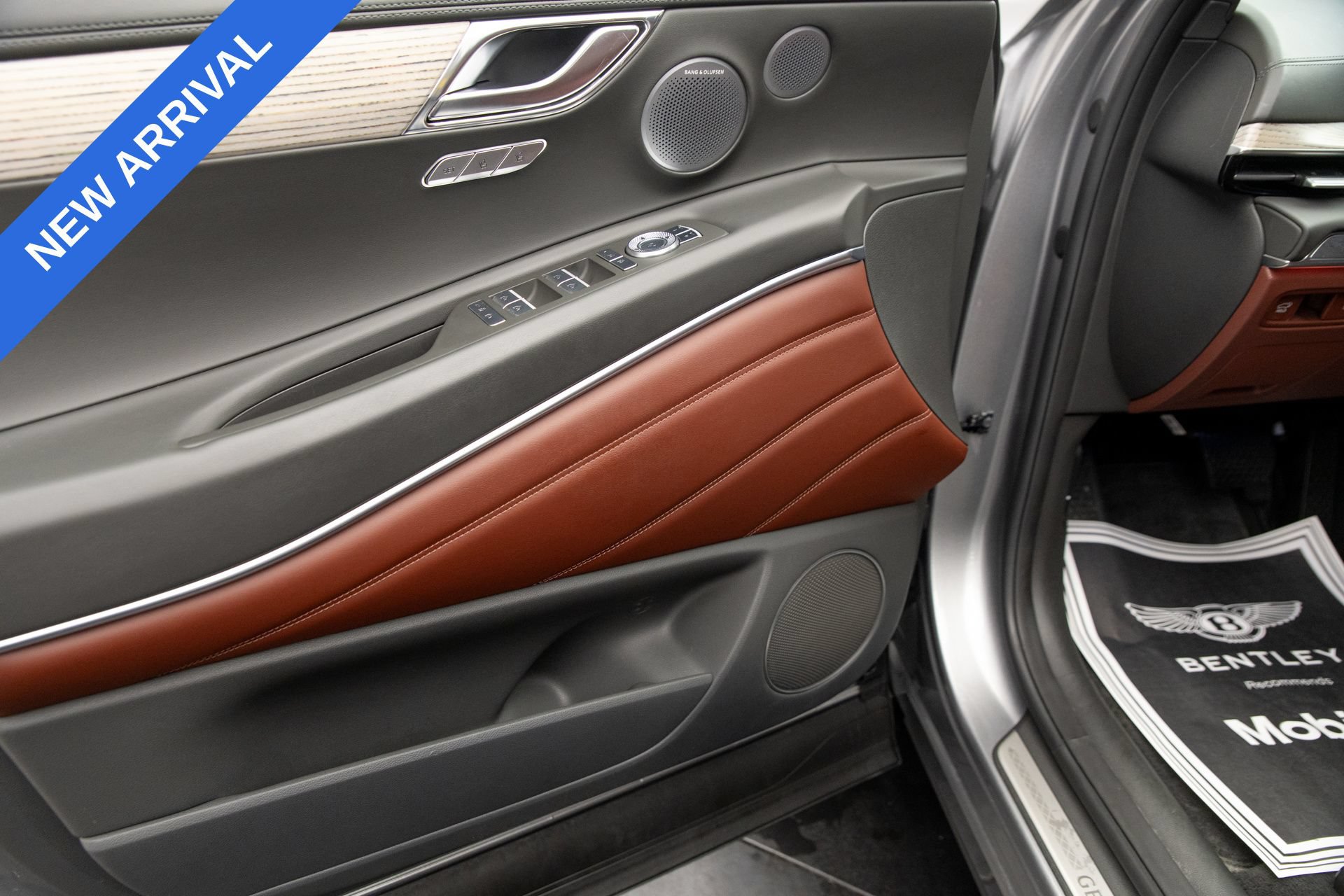 Used 2025 Genesis GV80 3.5T Prestige AWD/4WD image 30