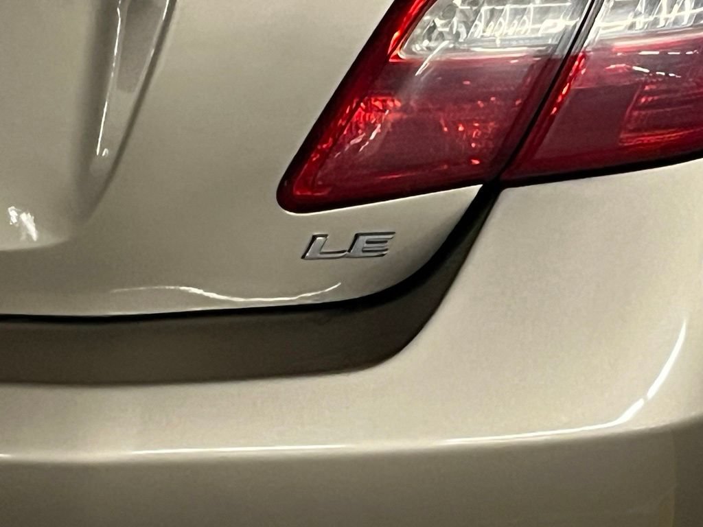 Used 2009 Toyota Camry LE FWD image 27