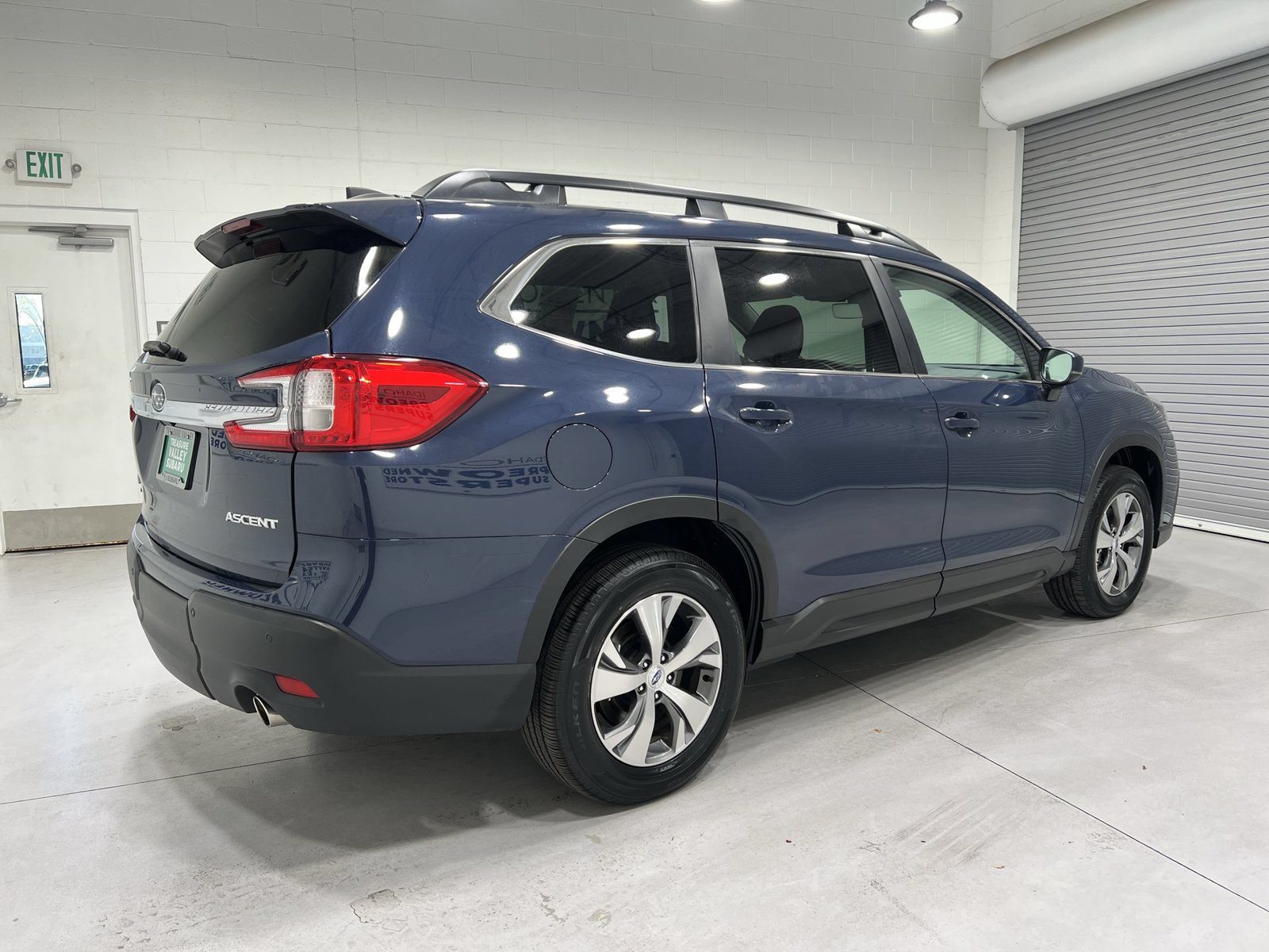 Used 2025 Subaru Ascent Premium AWD/4WD image 8