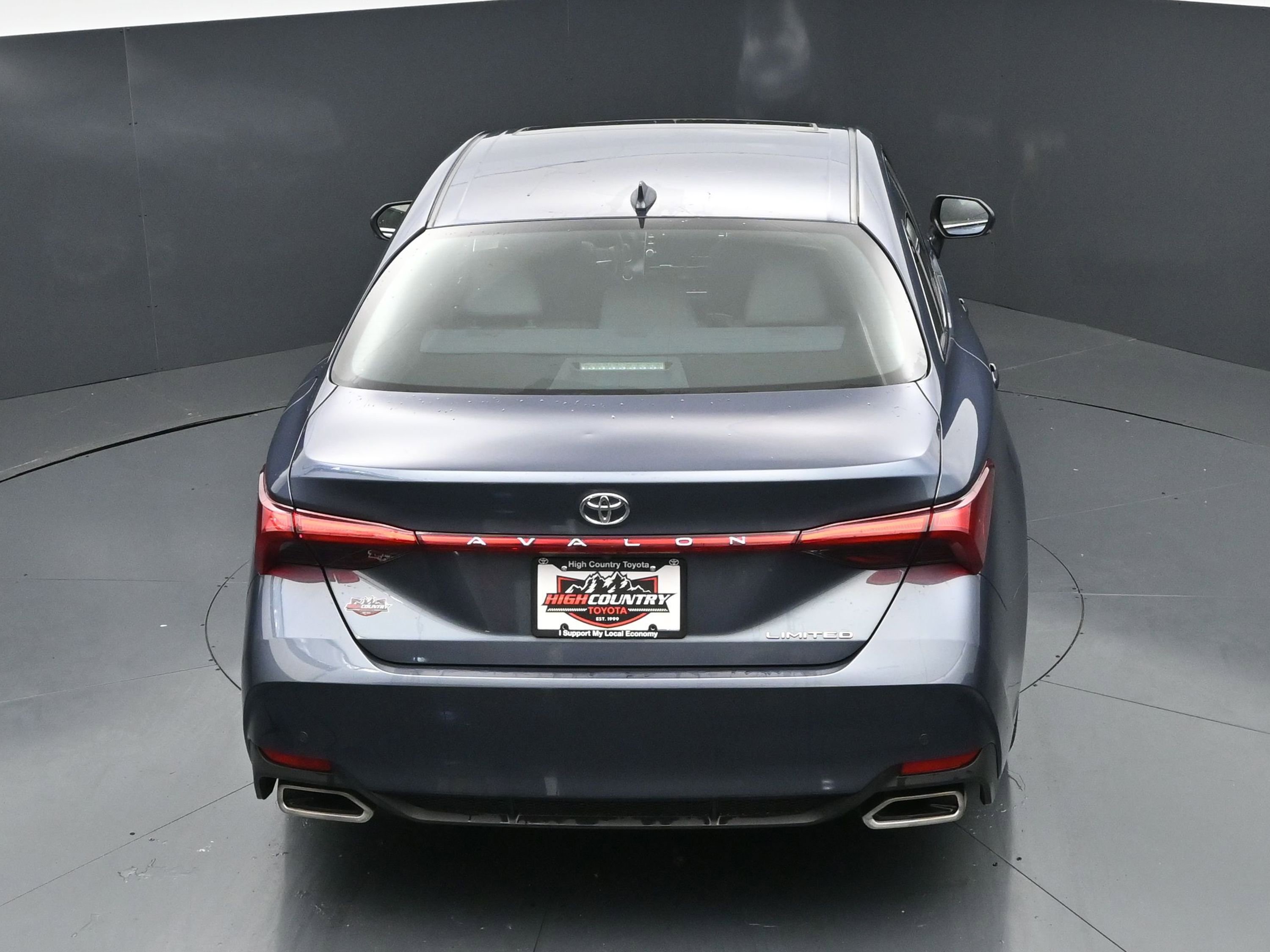 Used 2022 Toyota Avalon Limited w/ Advanced Safety Package FWD image 31