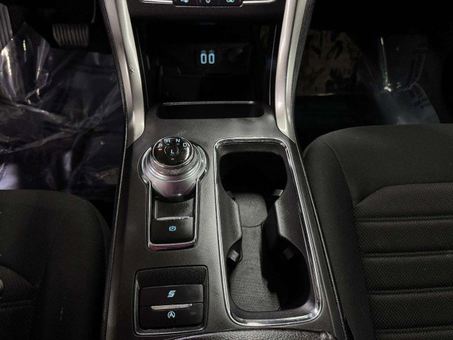 Used 2020 Ford Fusion SE image 27