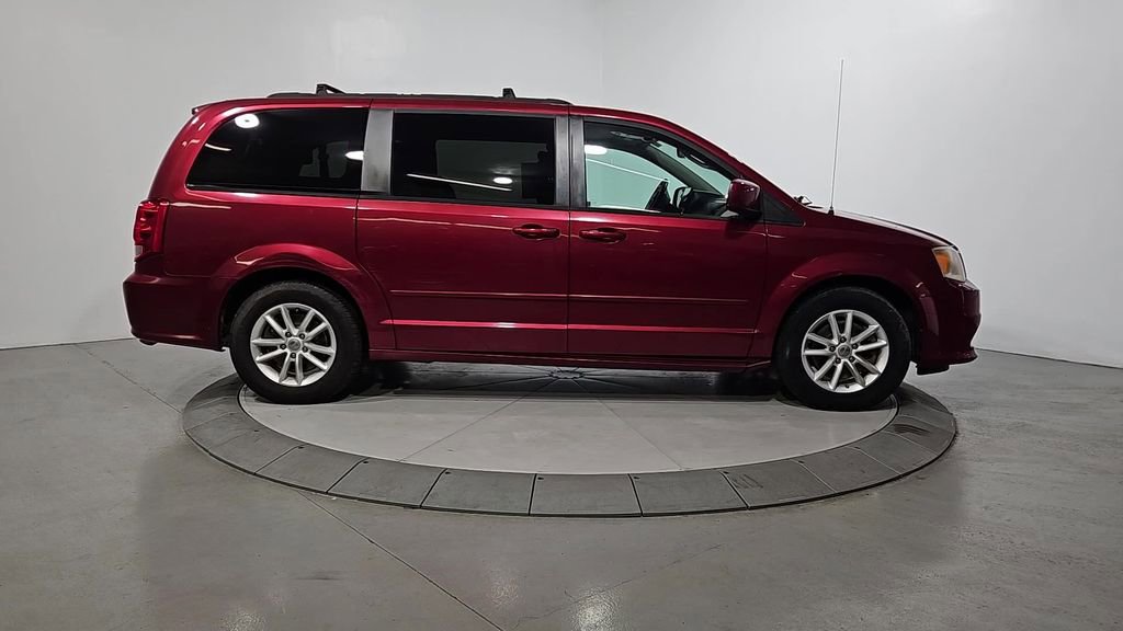 Used 2014 Dodge Grand Caravan SXT image 6