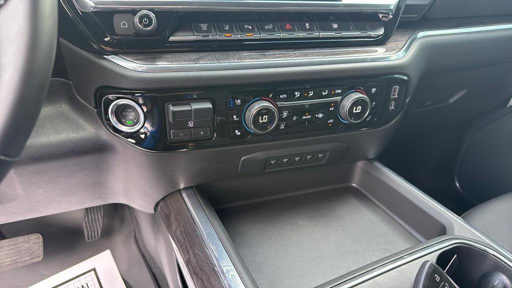 Certified 2025 Chevrolet Silverado 2500 LTZ w/ LTZ Premium Package image 38