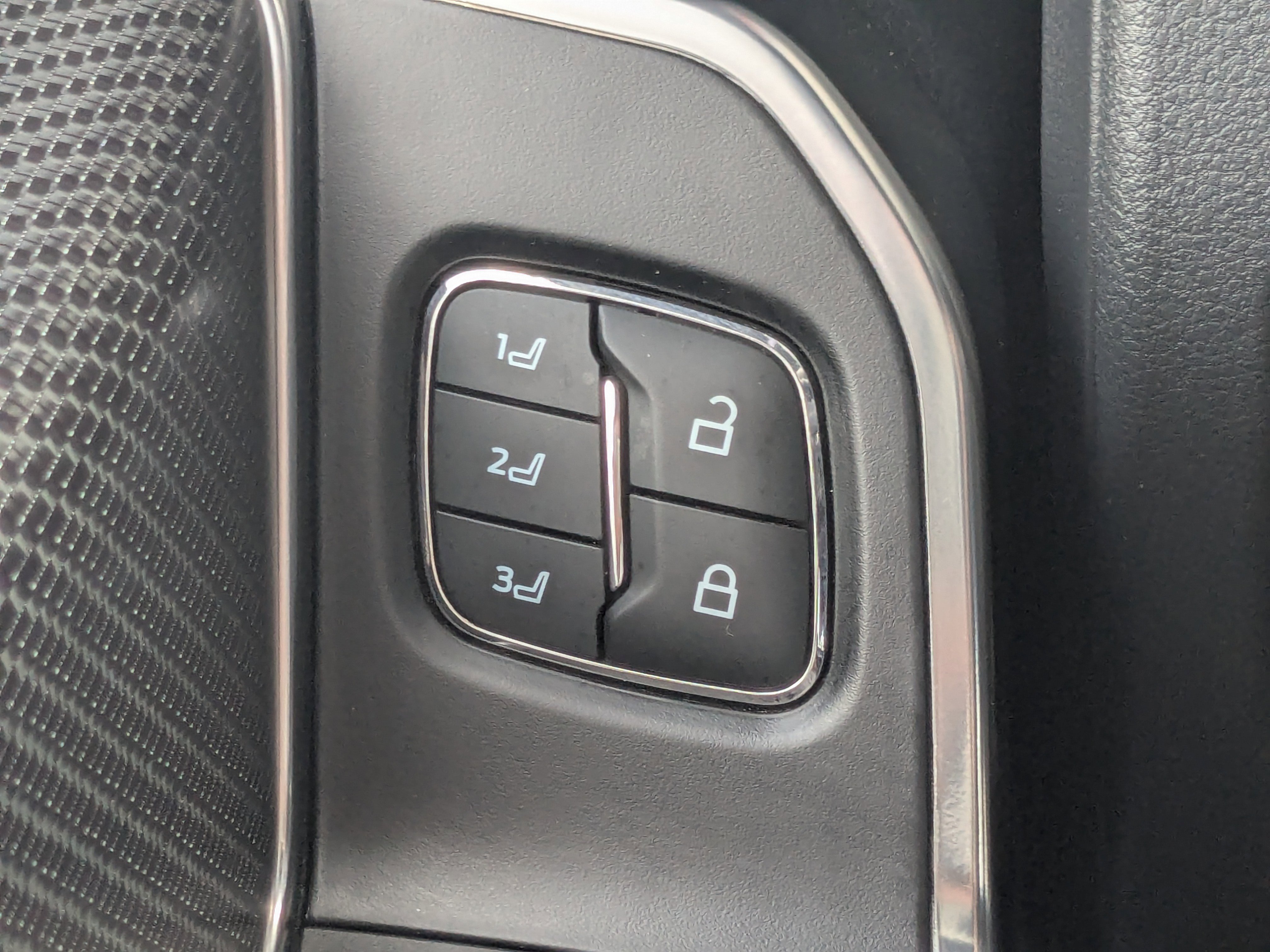 Used 2021 Ford F150 Raptor w/ Raptor 37 Performance Package AWD/4WD image 37