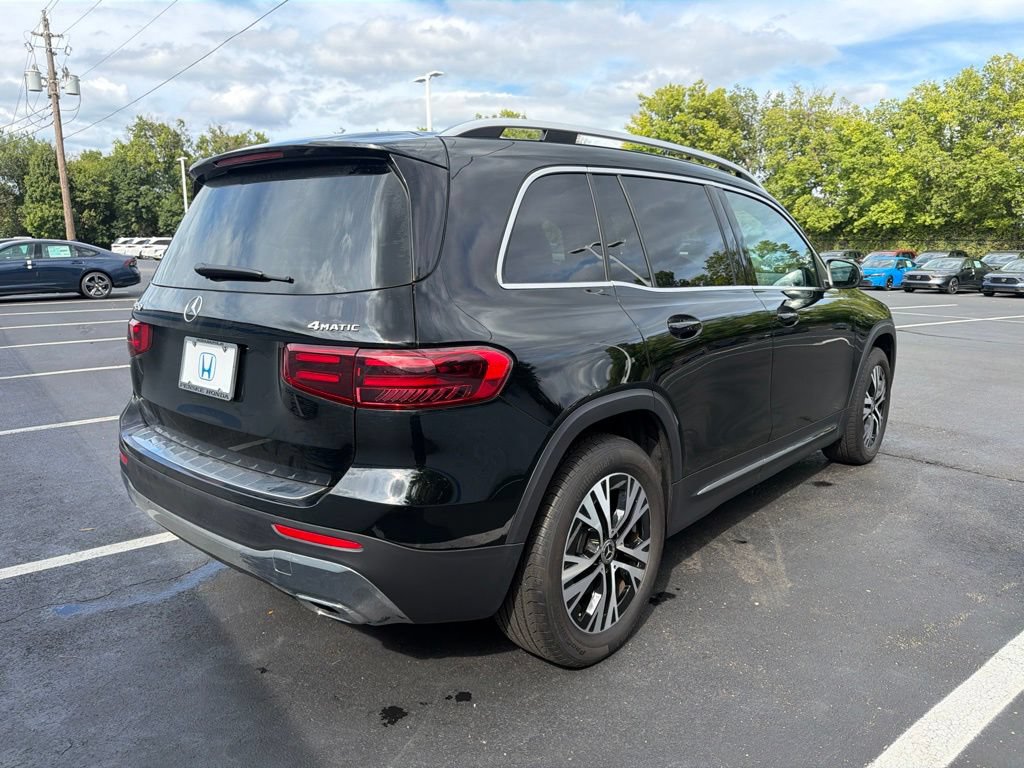 Used 2026 Mercedes-Benz GLB 250 4MATIC image 5