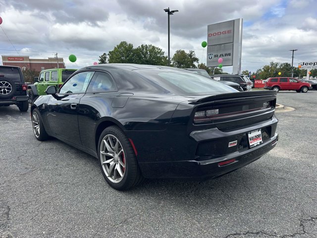 New 2025 Dodge Charger Daytona Scat Pack w/ Track Pack AWD/4WD image 4