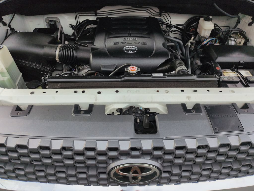 Used 2020 Toyota Tundra SR5 w/ SR5 Convenience Package AWD/4WD image 22