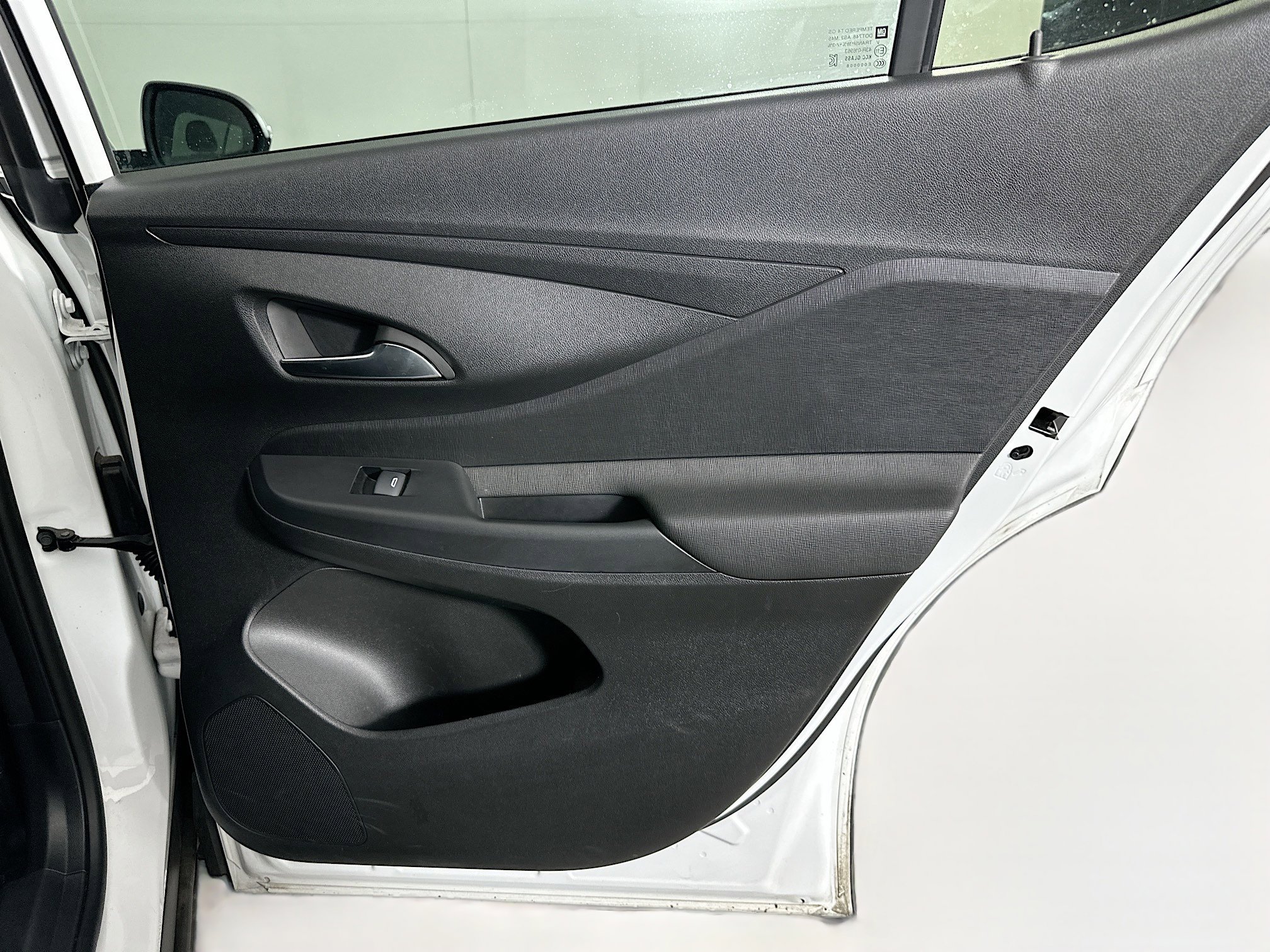 Used 2025 Buick Envista Preferred image 27