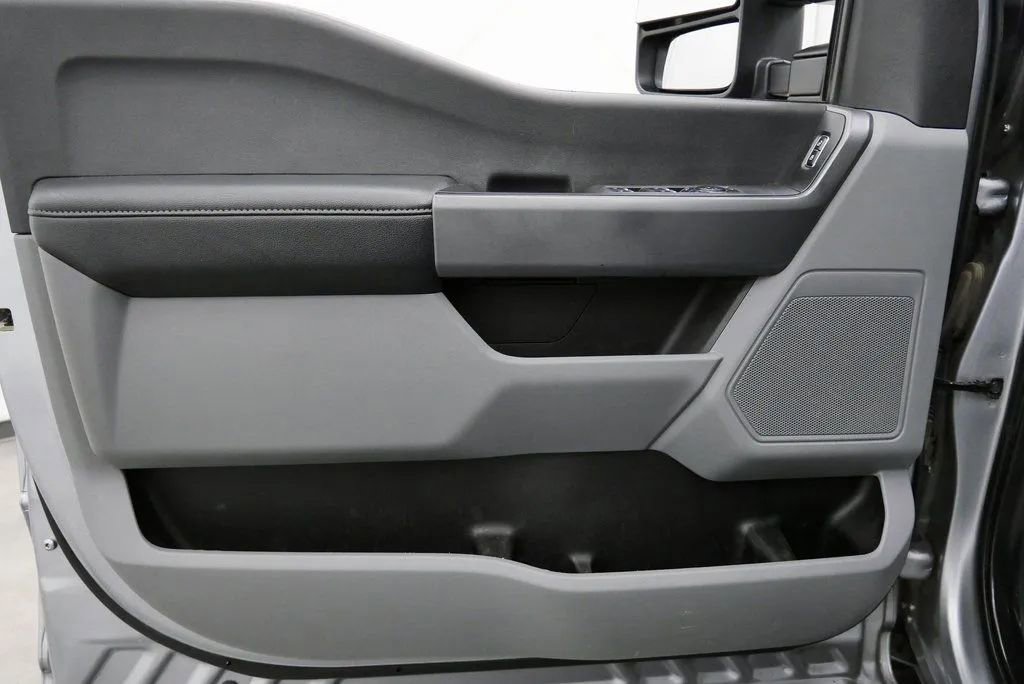 Used 2023 Ford F350 XLT image 14