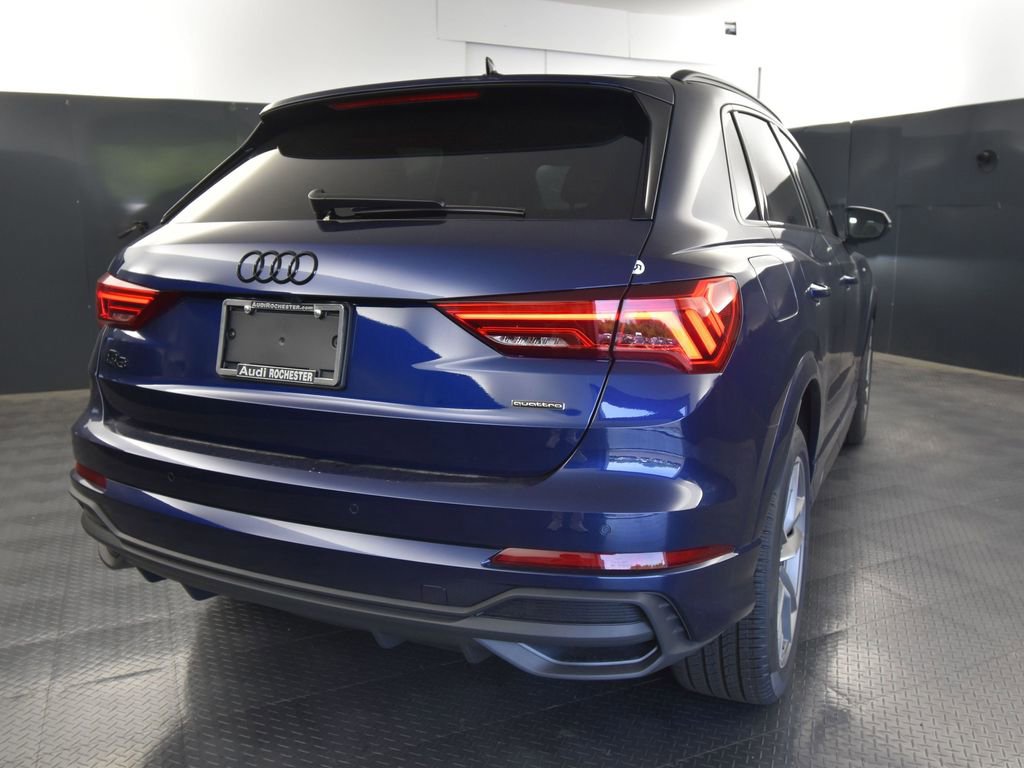 New 2025 Audi Q3 2.0T Premium image 35