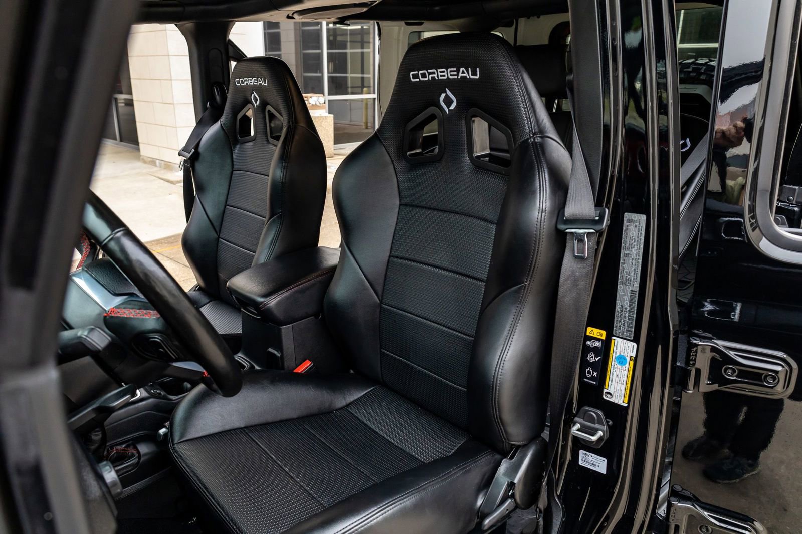 Used 2023 Jeep Wrangler Unlimited Rubicon image 27