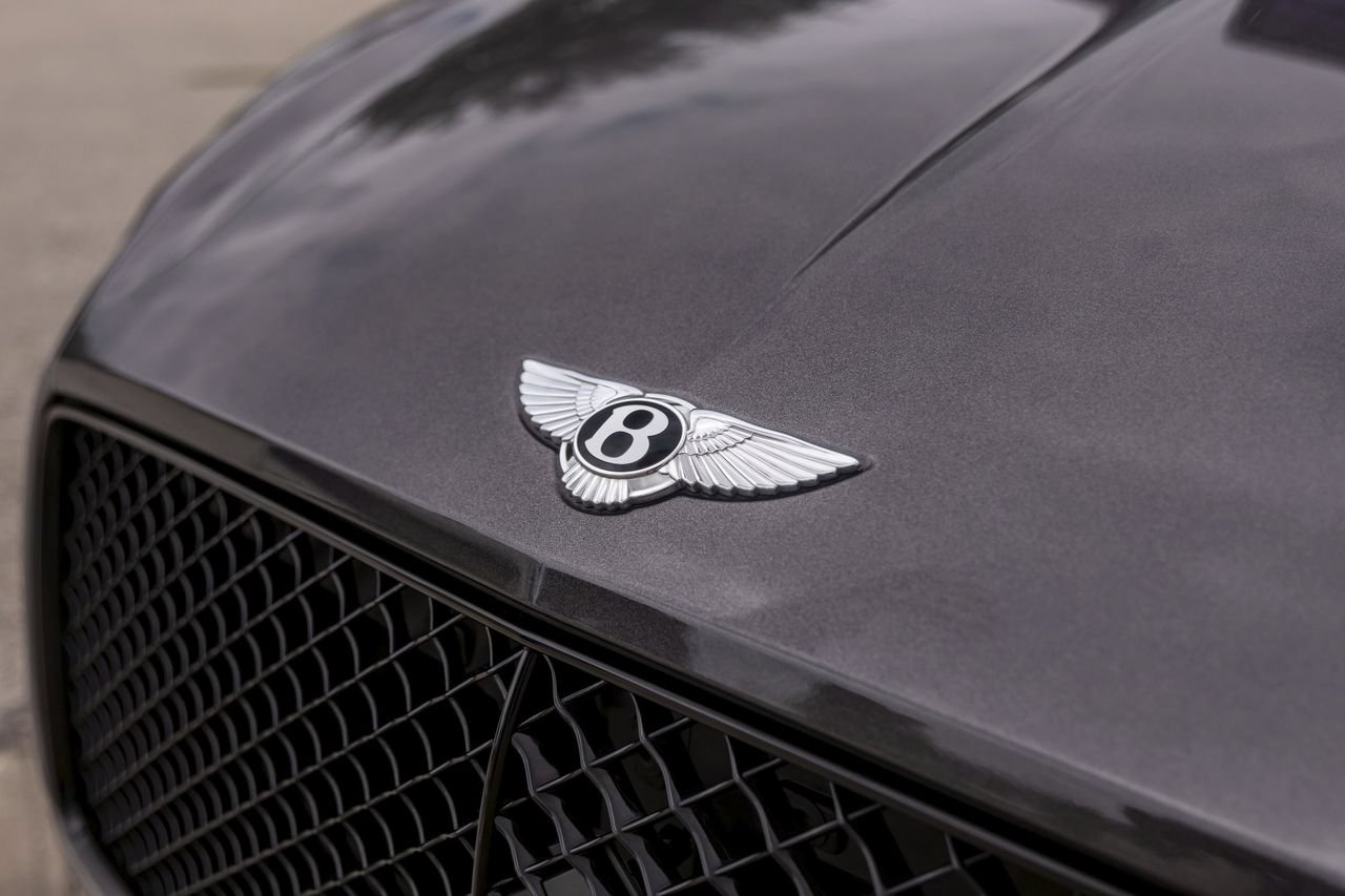Certified 2024 Bentley Continental GT V8 AWD/4WD image 10