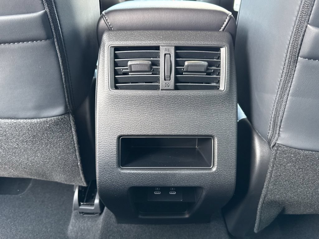 New 2026 Mitsubishi Outlander SE FWD image 30
