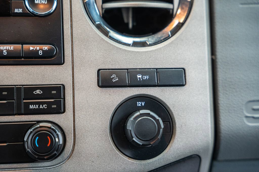 Used 2015 Ford F250 XLT w/ FX4 Off-Road Package image 29