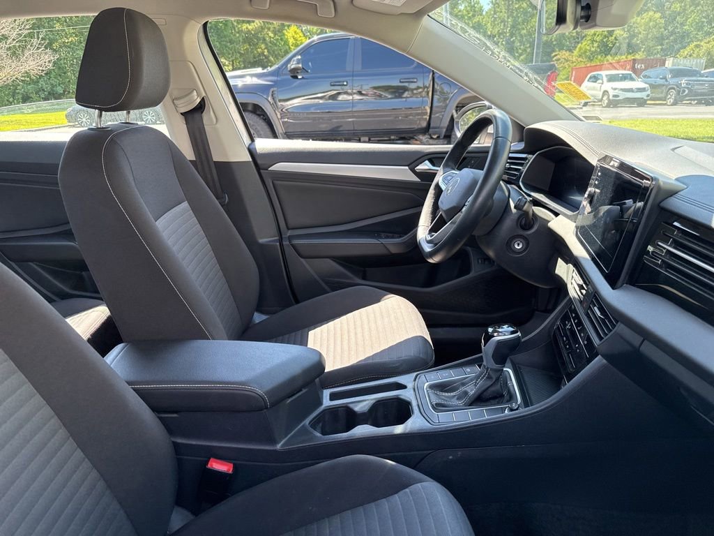Used 2025 Volkswagen Jetta S FWD image 12