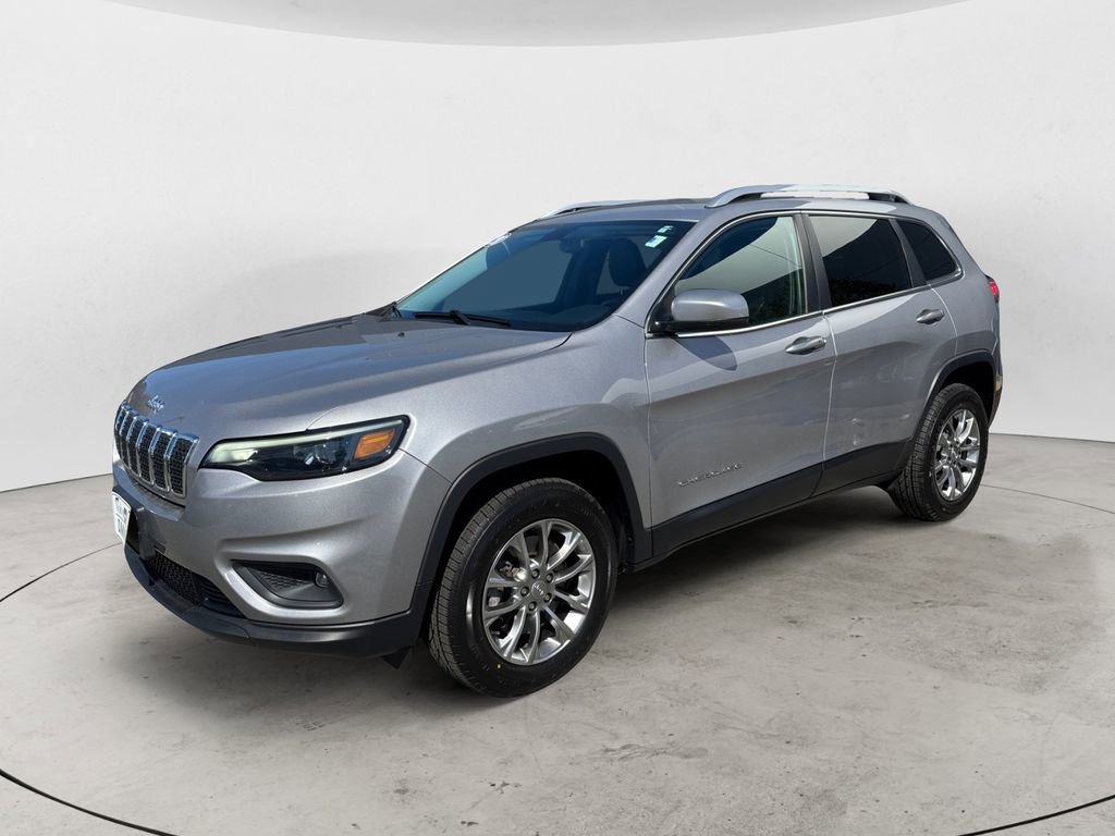 Used 2020 Jeep Cherokee Latitude Plus w/ Cold Weather Group AWD/4WD image 2