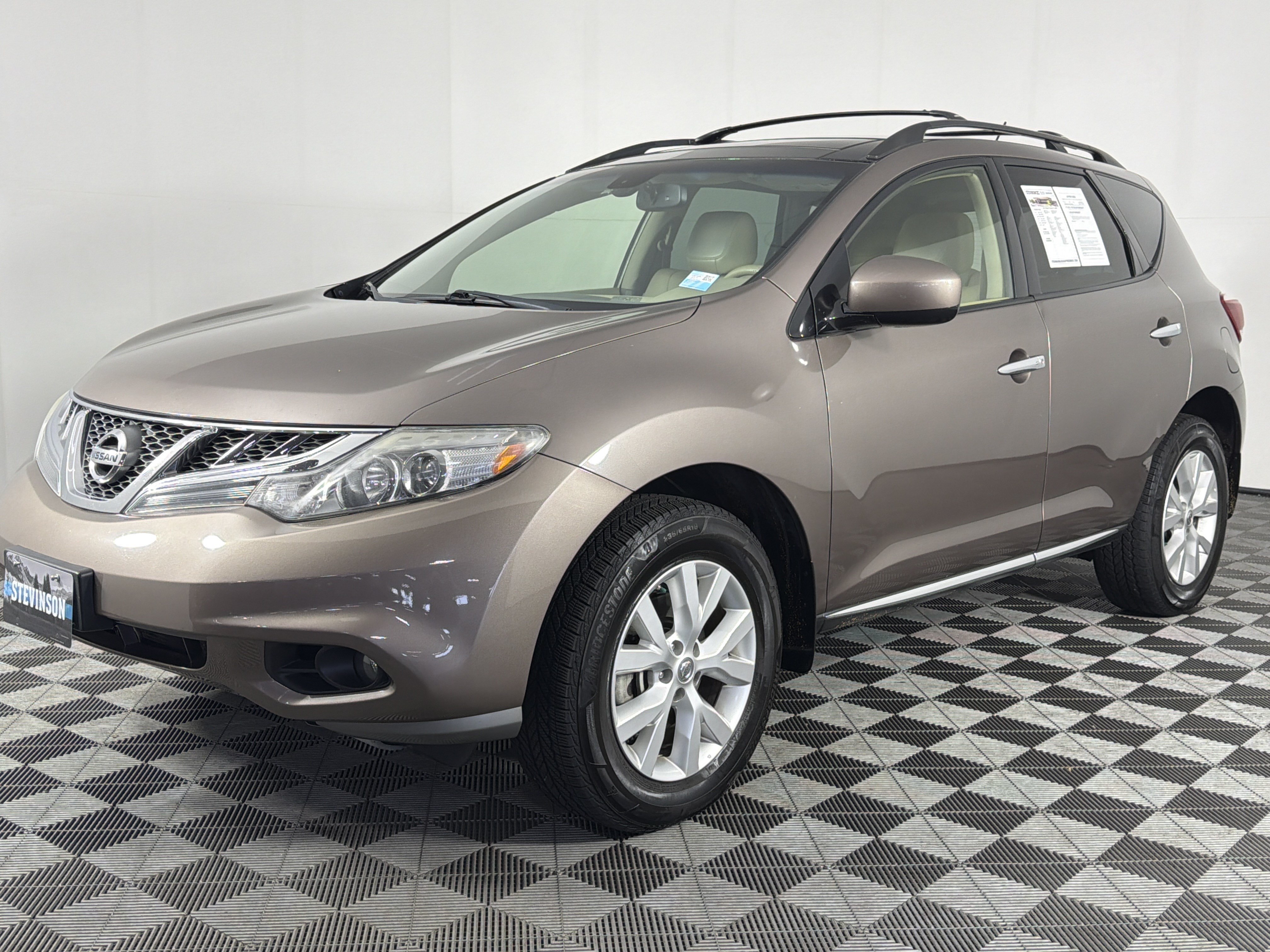 Used 2014 Nissan Murano SL w/ Navigation Package AWD/4WD image 3